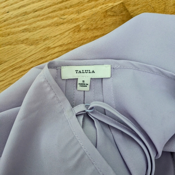 Aritizia Talula lilac camisole tank - Picture 7 of 9